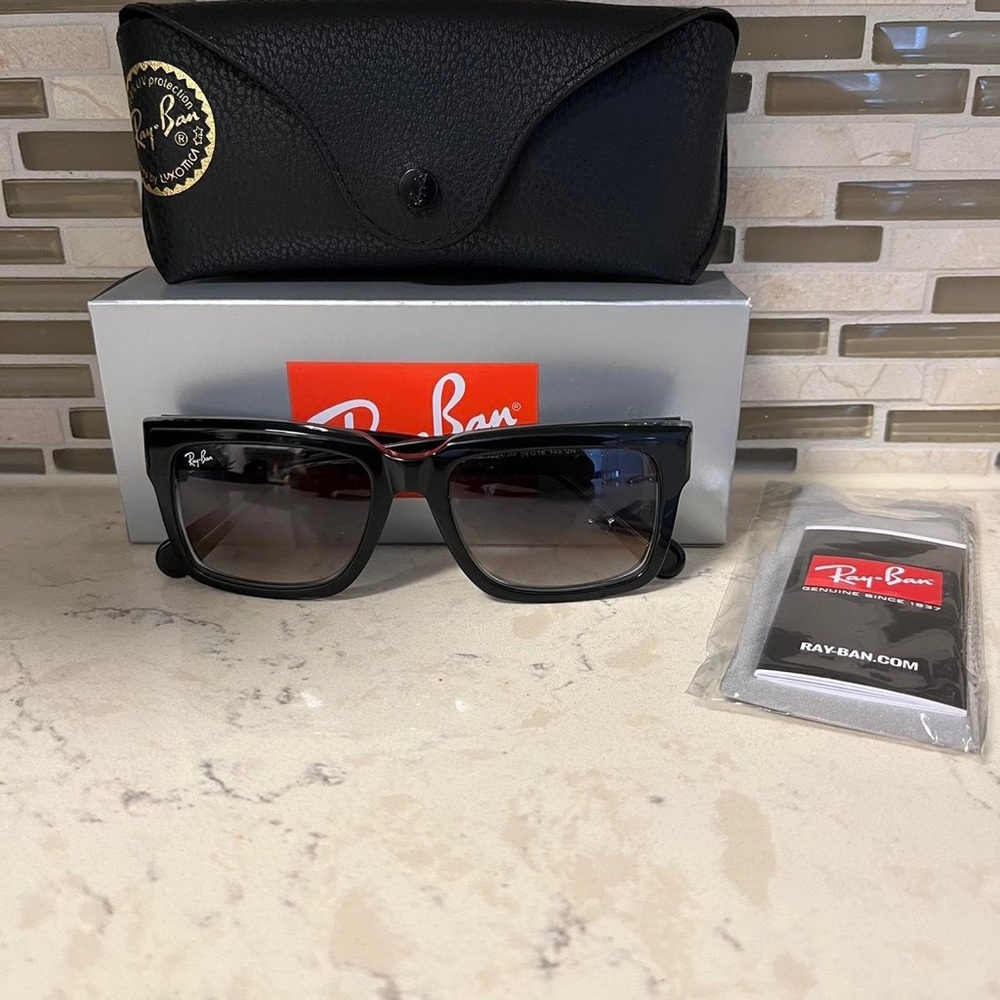Ray-Ban Inverness Black Sunglasses
